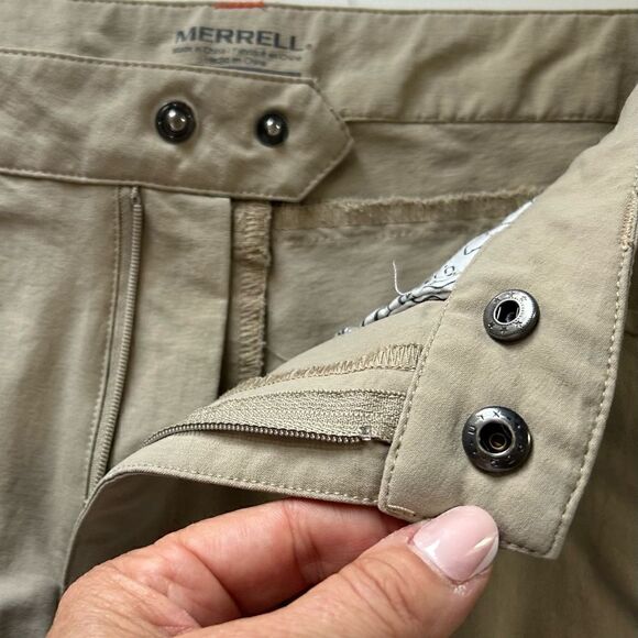 Merrell Tan Nylon Hiking Shorts Size 4 - Picture 7 of 13